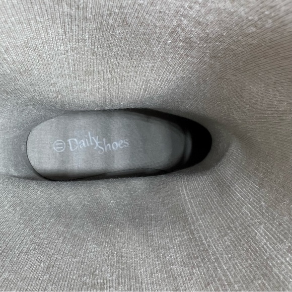 NWOT Rose & Skull Rain Boots Women's Size 11 (Runs Small) Western Rain Boots - Picture 8 of 13